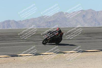 media/Oct-13-2025-Moto Forza (Mon) [[a66d839500]]/4-C Group/Session 2 (Bowl)/